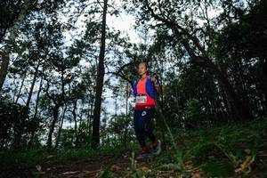 BIB: 250
                            <button type="button" onclick="openModal(22570368)" class="btn btn-primary btn-sm float-right btn-popup" data-toggle="modal" data-target=".modal-high-quality">
                        <i class="fas fa-shopping-cart"></i> Add to Cart
                    </button>
                                            <button type="button" onclick="isThisMe(22570368, true)" class="btn btn-success btn-sm float-right btn-popup btn-isme hidden" data-toggle="tooltip" data-placement="bottom" title="นี่คือรูปของคุณใช่ไหม คลิกที่นี่เพื่อเอาเข้าอัลบั้ม">
                        <i class="fas fa-plus"></i> Add to album
                    </button>
                    <button type="button" onclick="isThisMe(22570368, false)" class="btn btn-warning btn-sm float-right btn-popup btn-isnotme hidden">
                        <i class="fas fa-ban"></i> Remove from album
                    </button>